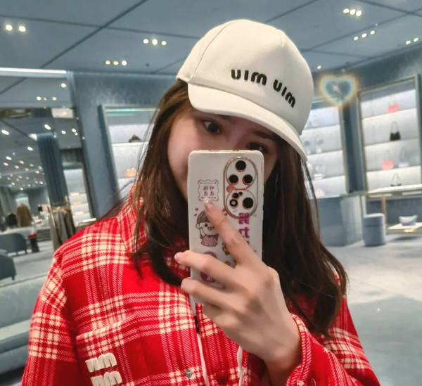 Miu Miu Hat MUH00196 Miu Miu Hat MUH00196